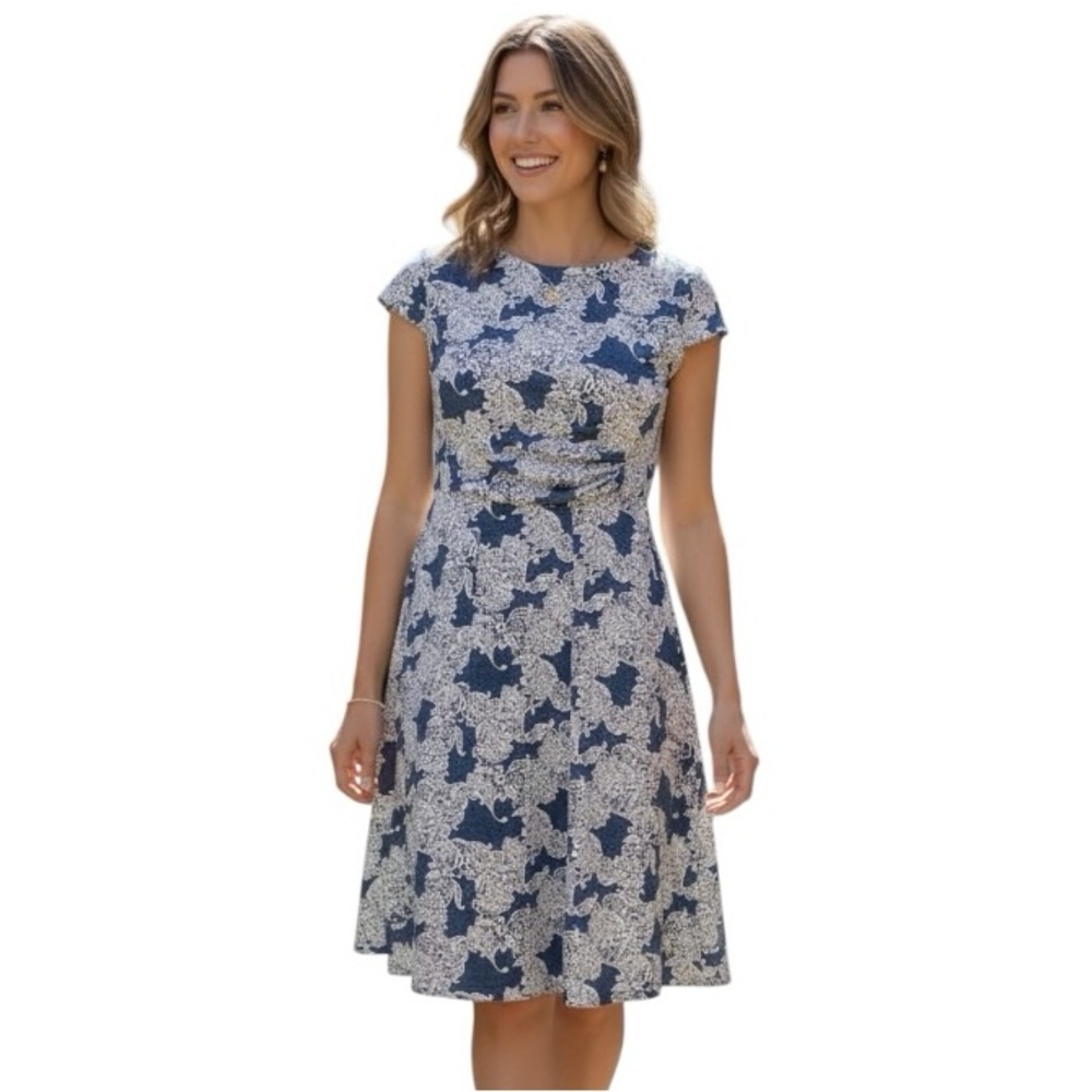 Studio One Petite Medium Faux Denim White Paisley Fit & Flare Knee Length Dress